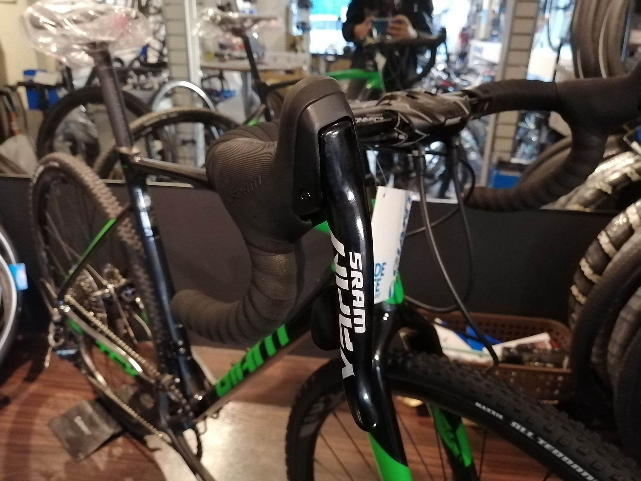 シクロクロスバイク、沢山入荷します！！ 2019 GIANT TCX SLR 2